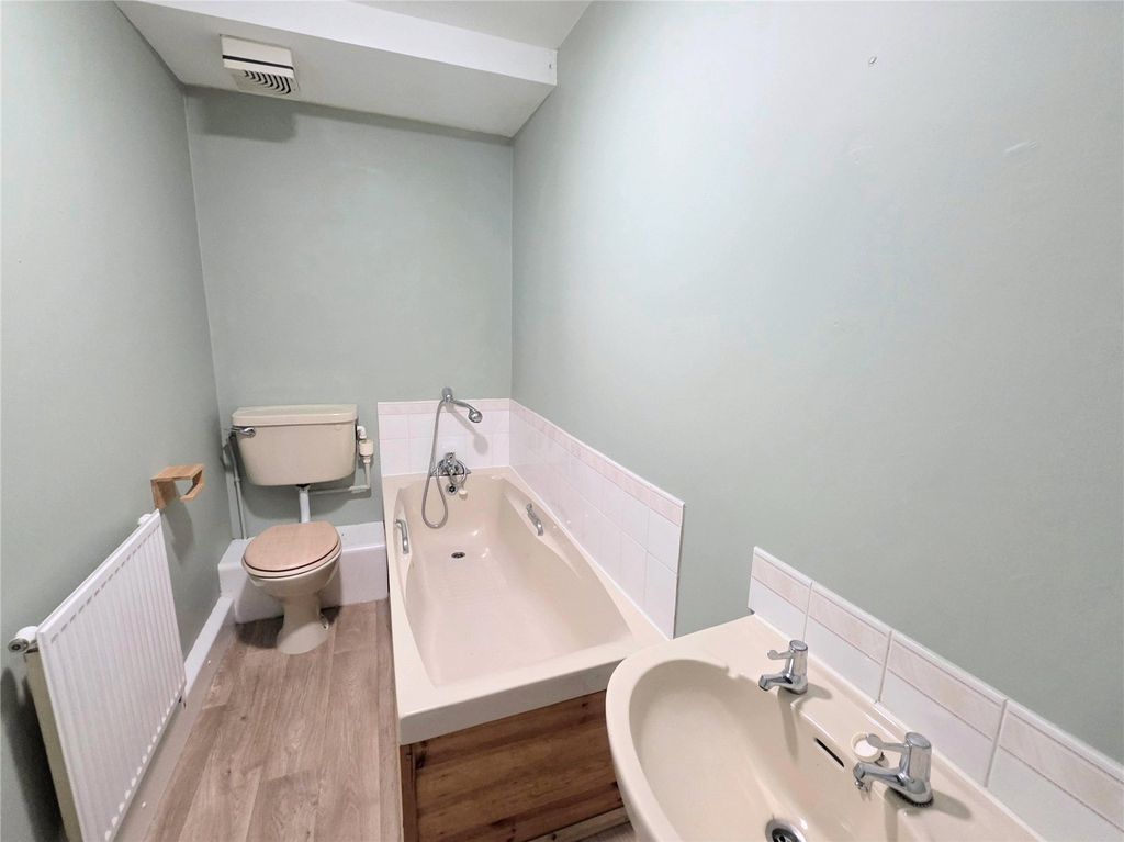 Property photo 3 of 5 Picture No. 03