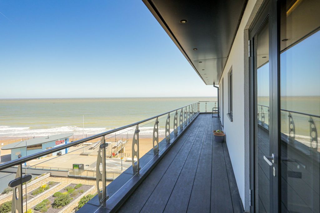 Additional image 15 of 3 bed flat for sale2 Beach Drive, Ramsgate CT11