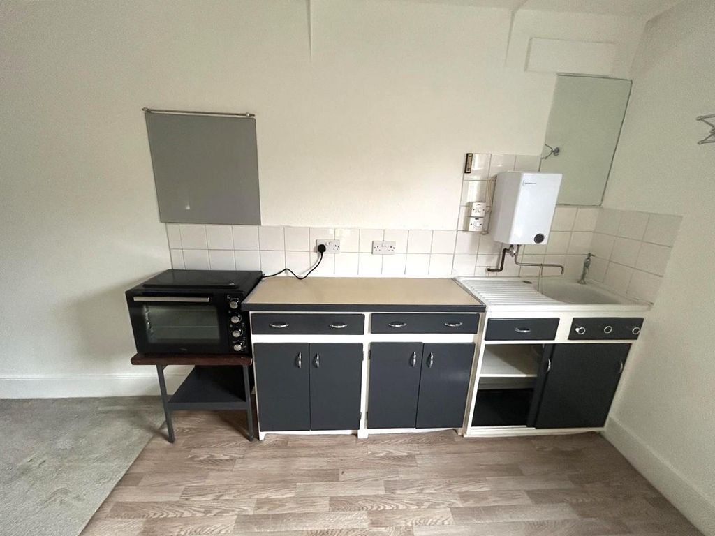 Property photo 3 of 6 Krj5Emjsue2Tcgcr9Zwy-A.Jpg