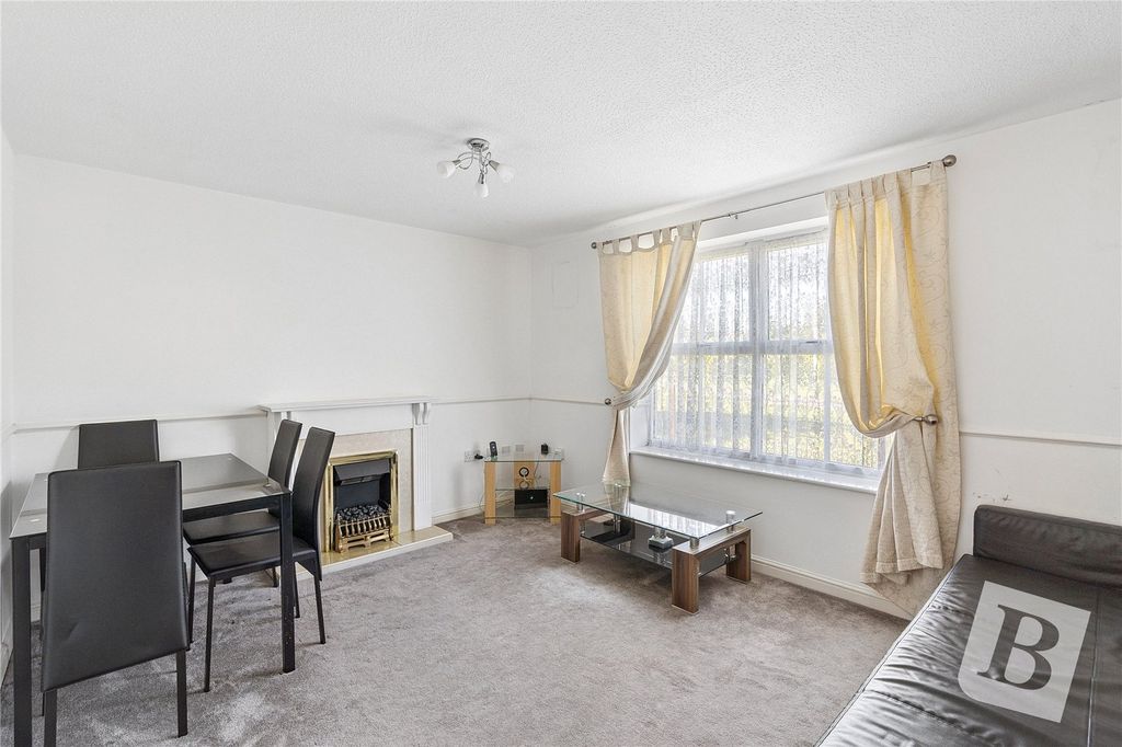 Property photo 2 of 9 Lounge/Diner