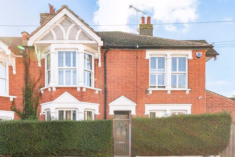 Property photo 1 of 18 External View