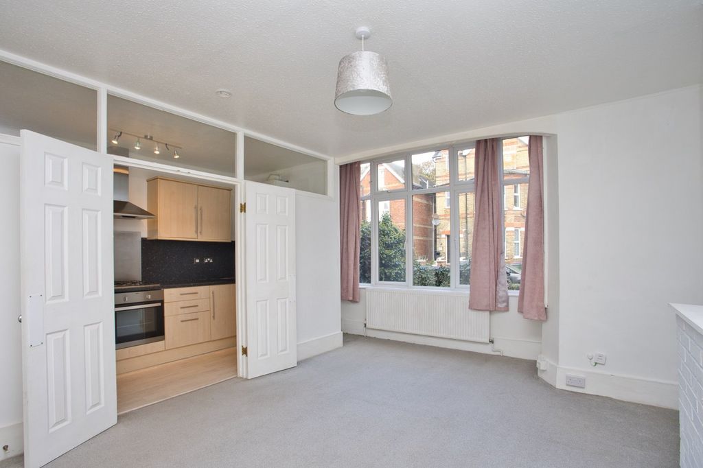 Property photo 2 of 10 Picture 2