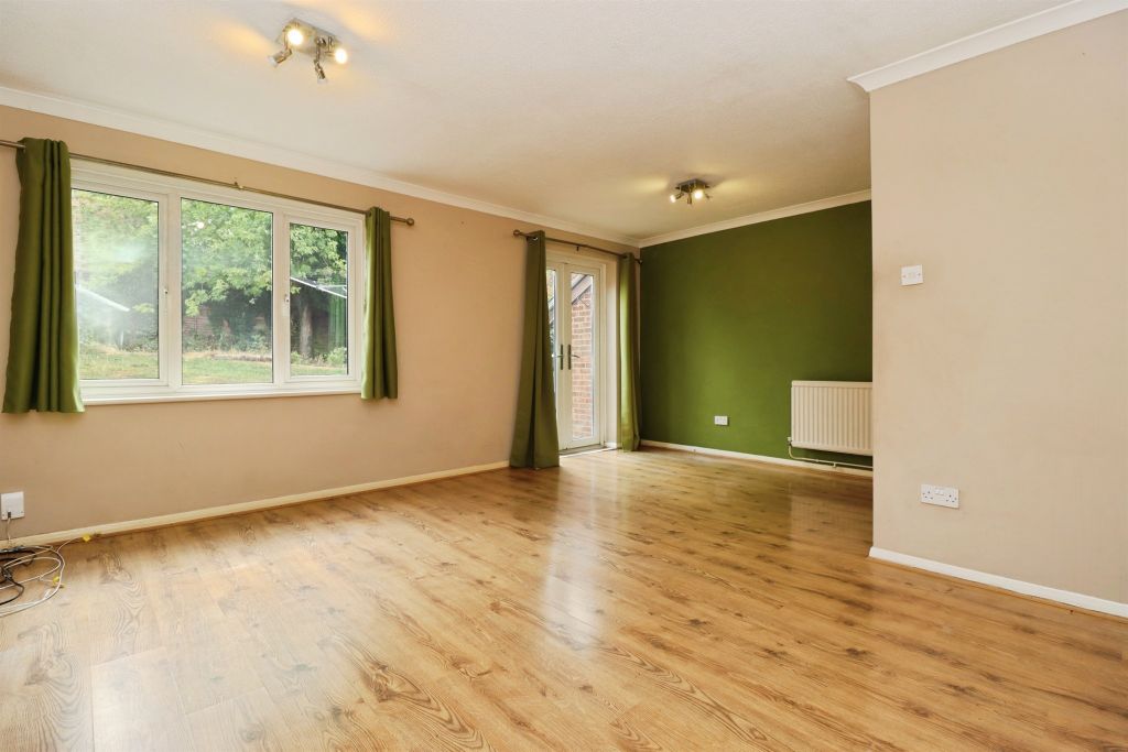 Property photo 3 of 19