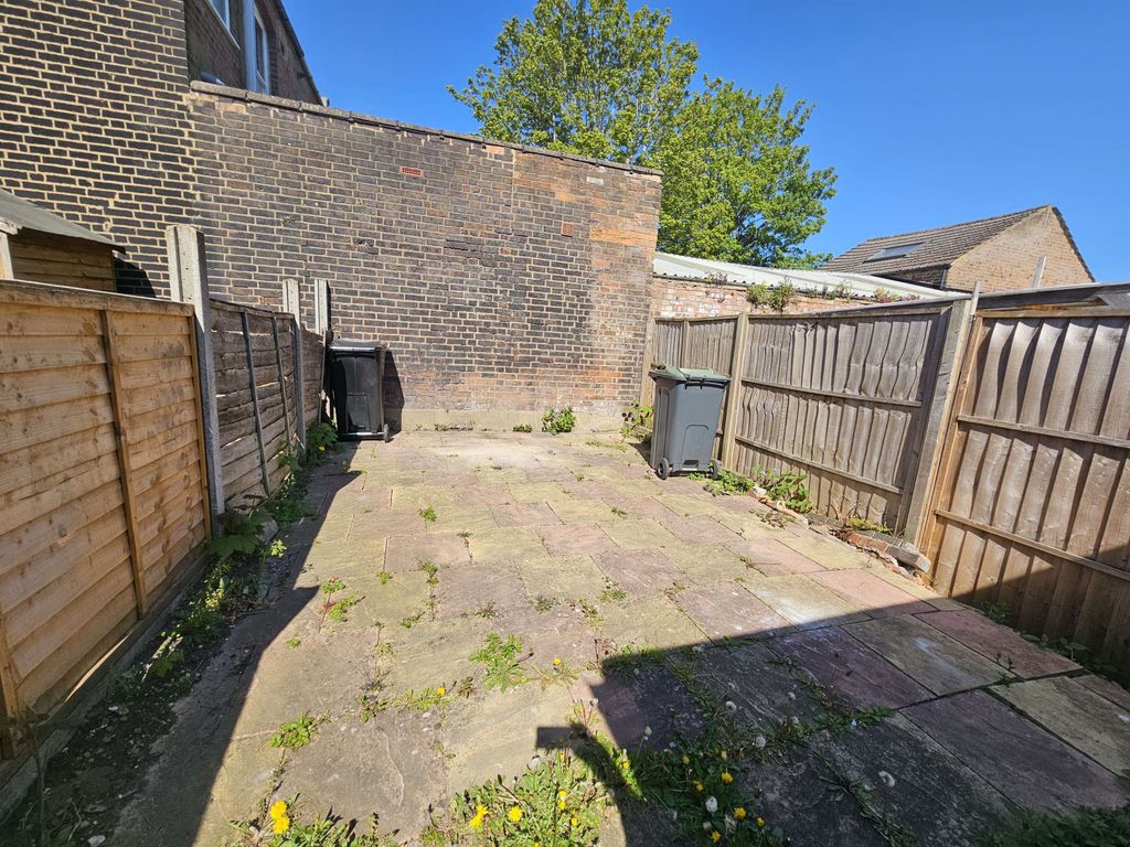 Property photo 2 of 14 Gallery