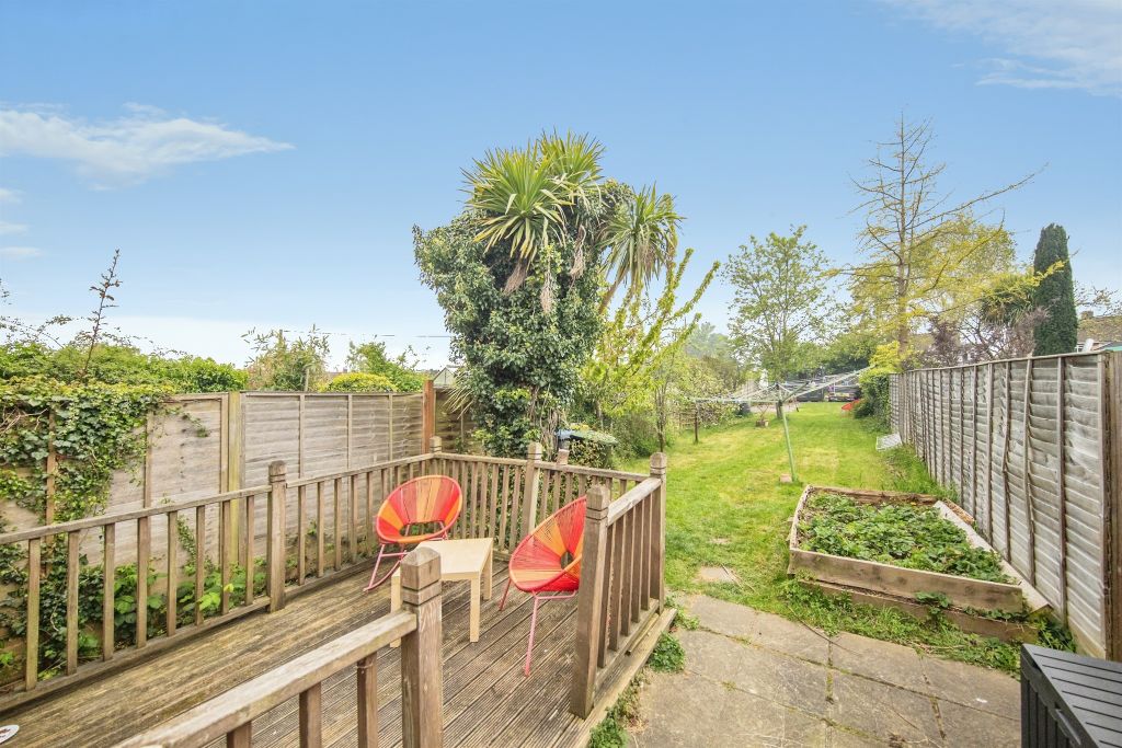 Property photo 3 of 28