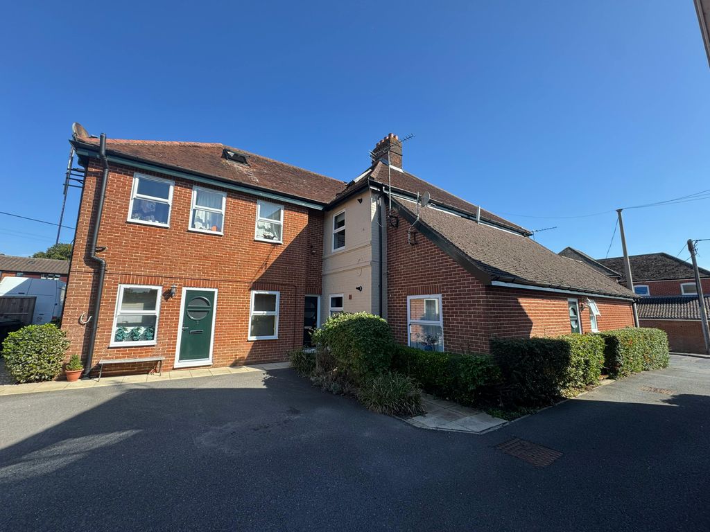 Property photo 2 of 6 Img_9882.Jpg