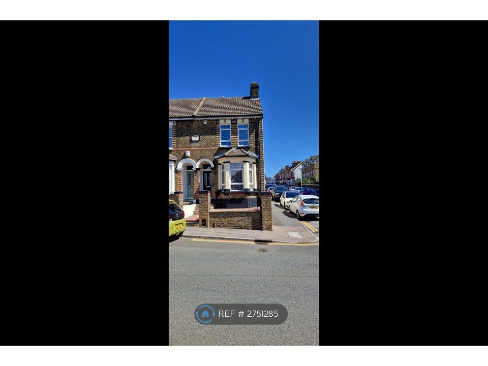 Property photo 2 of 24