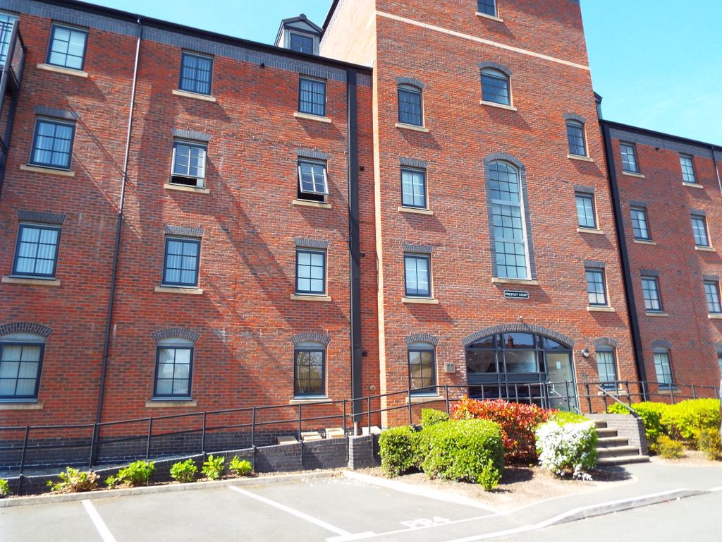 Property photo 1 of 7 Front