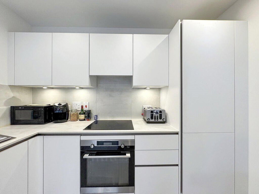 Property photo 3 of 5 Kitchen