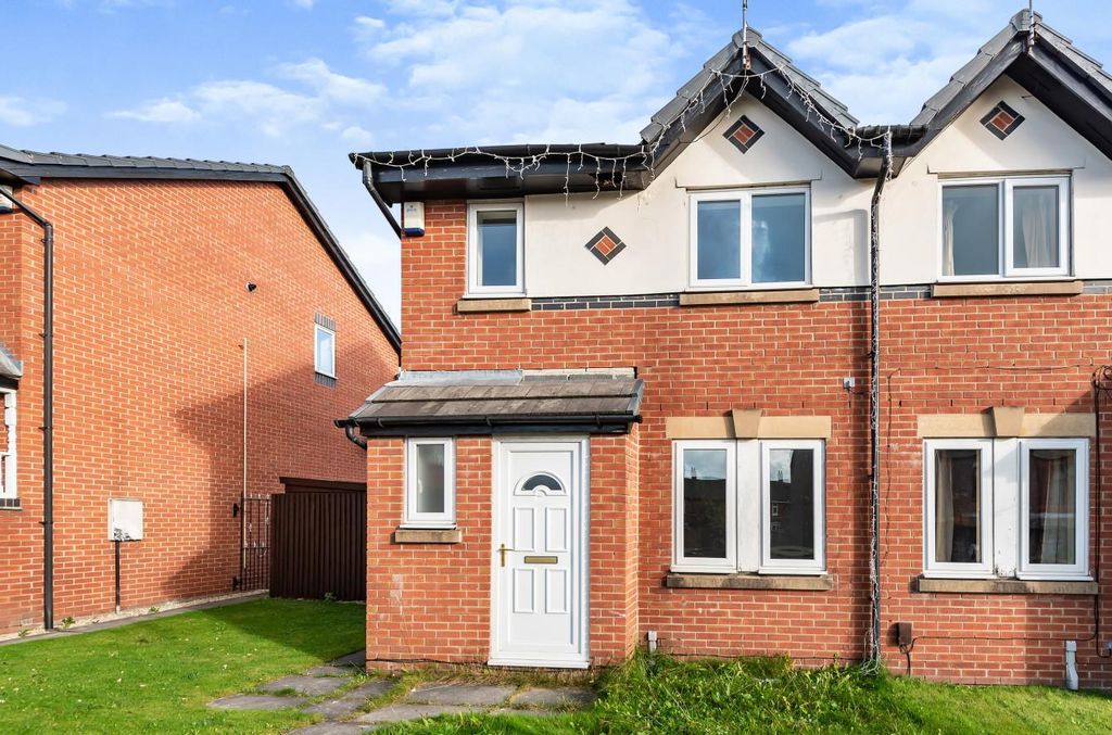 Property photo 1 of 17