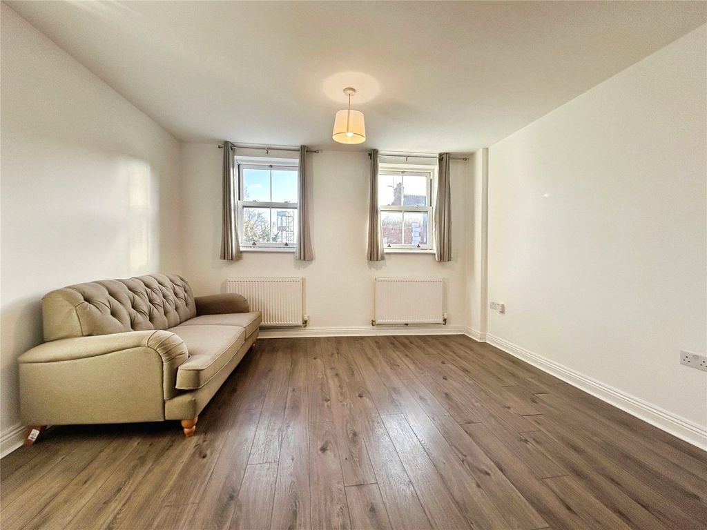 Property photo 2 of 5 Reception Room