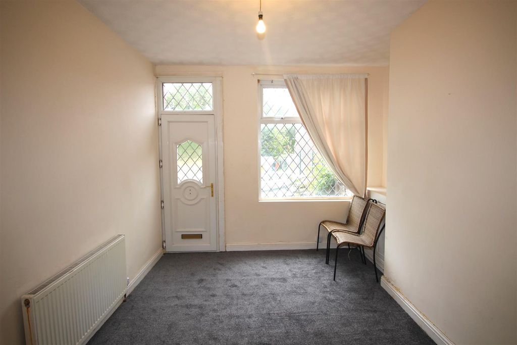 Property photo 2 of 12 Img_1262.Jpg