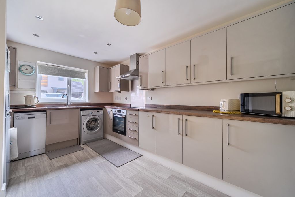 Property photo 2 of 20 1454346-14-69Fc67Ffabb3c