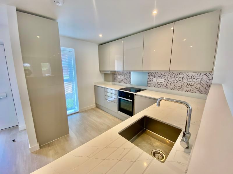 Property photo 2 of 15 Photo 5