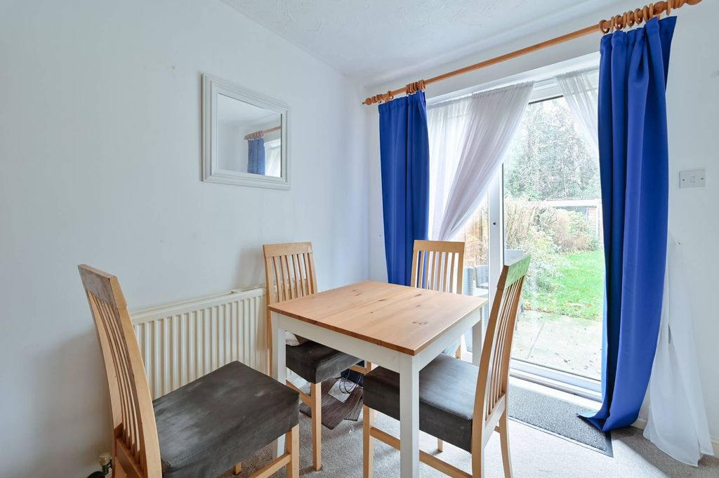 Property photo 3 of 15