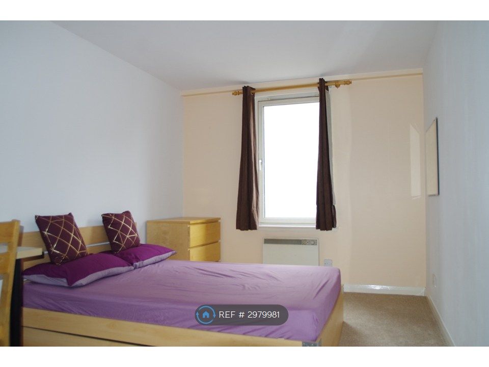 Property photo 3 of 12 Master Bed Room View 1