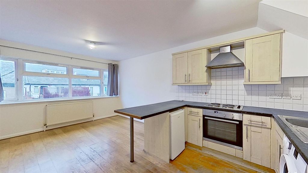 Property photo 3 of 11 6-Tygan-House-The-Broadway-01302024_154804.Jpg