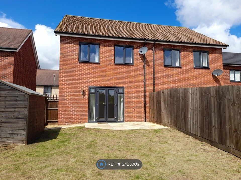 Property photo 2 of 14