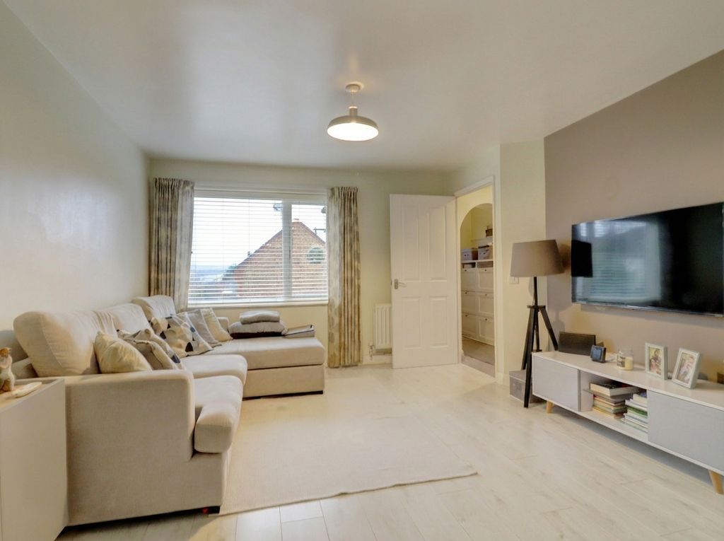 Property photo 2 of 11 Picture No. 06