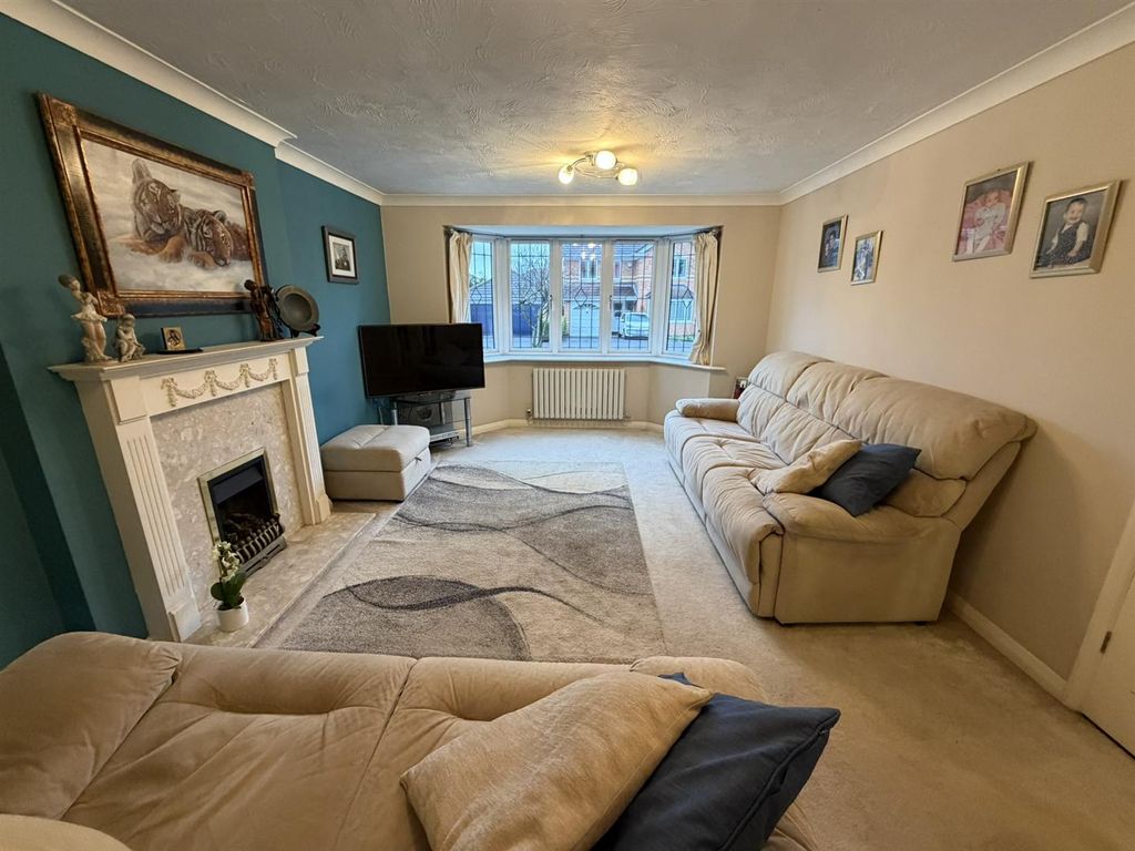 Additional image 6 of 4 bed property for salePreston Drive, Daventry NN11