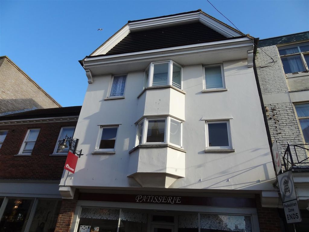 Property photo 1 of 10 10A St Margarets External.Jpg