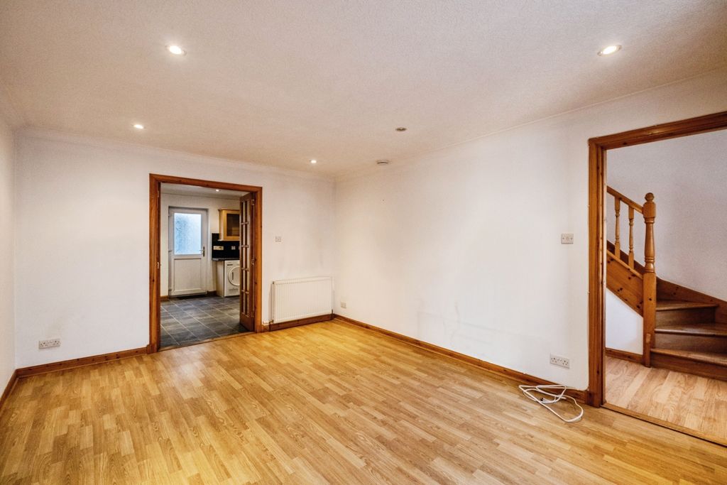 Property photo 3 of 20 Photo #3