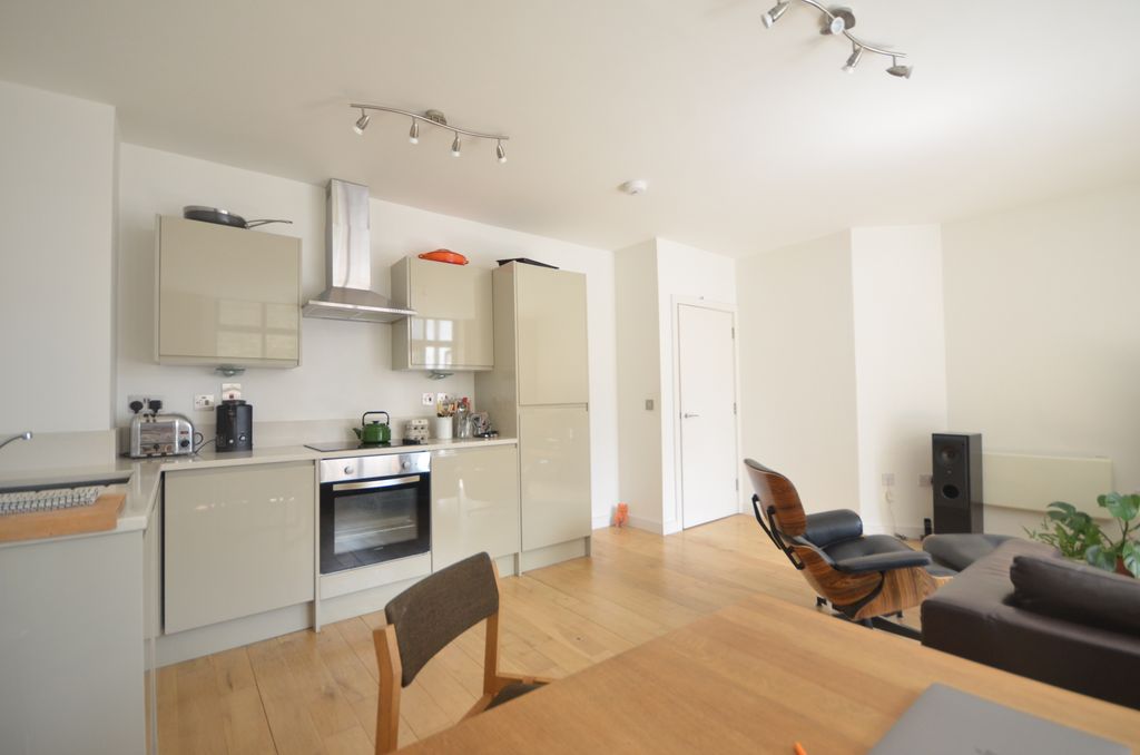 Property photo 2 of 7