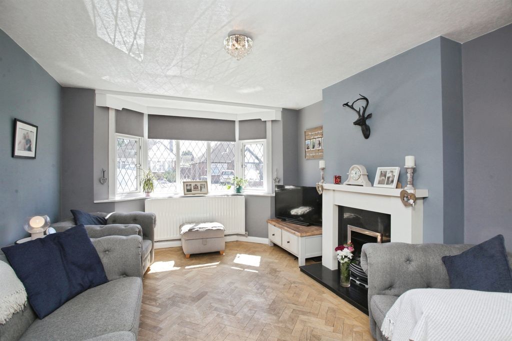 Property photo 2 of 15