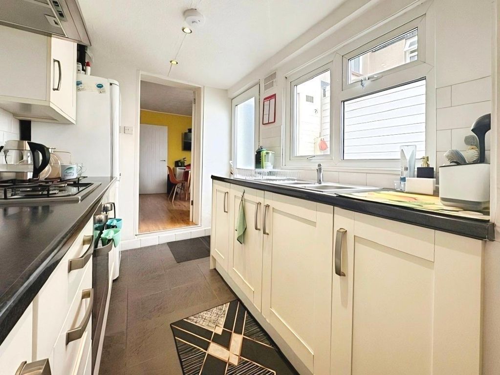Property photo 3 of 14 Pbox-Img.Jpg