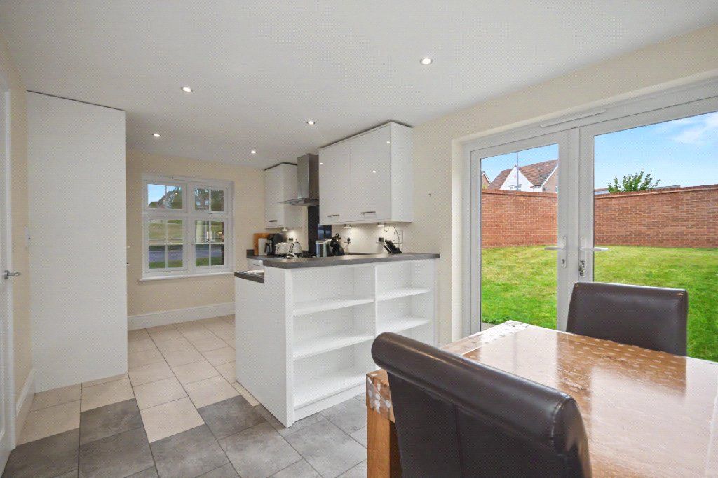 Property photo 3 of 19 Picture No. 10