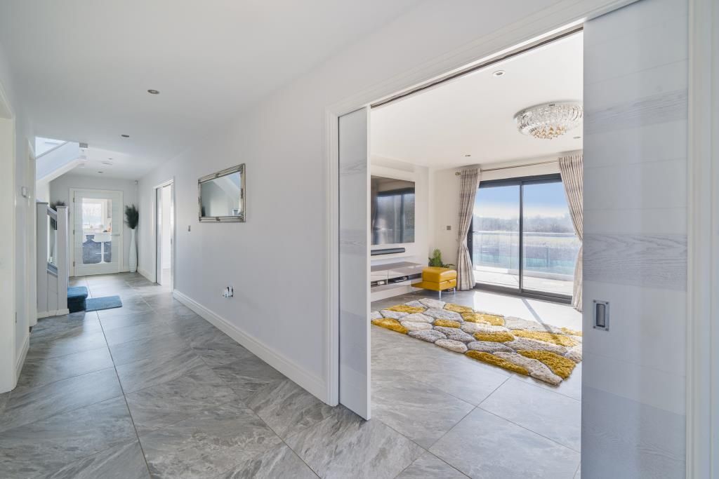 Property photo 3 of 20 Reception Room