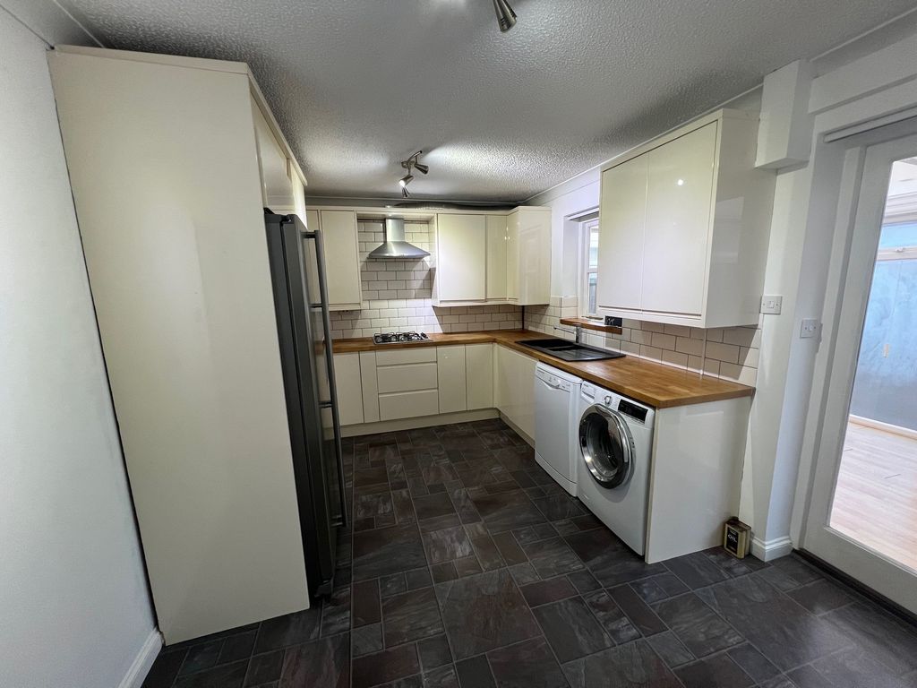 Property photo 2 of 16 Front