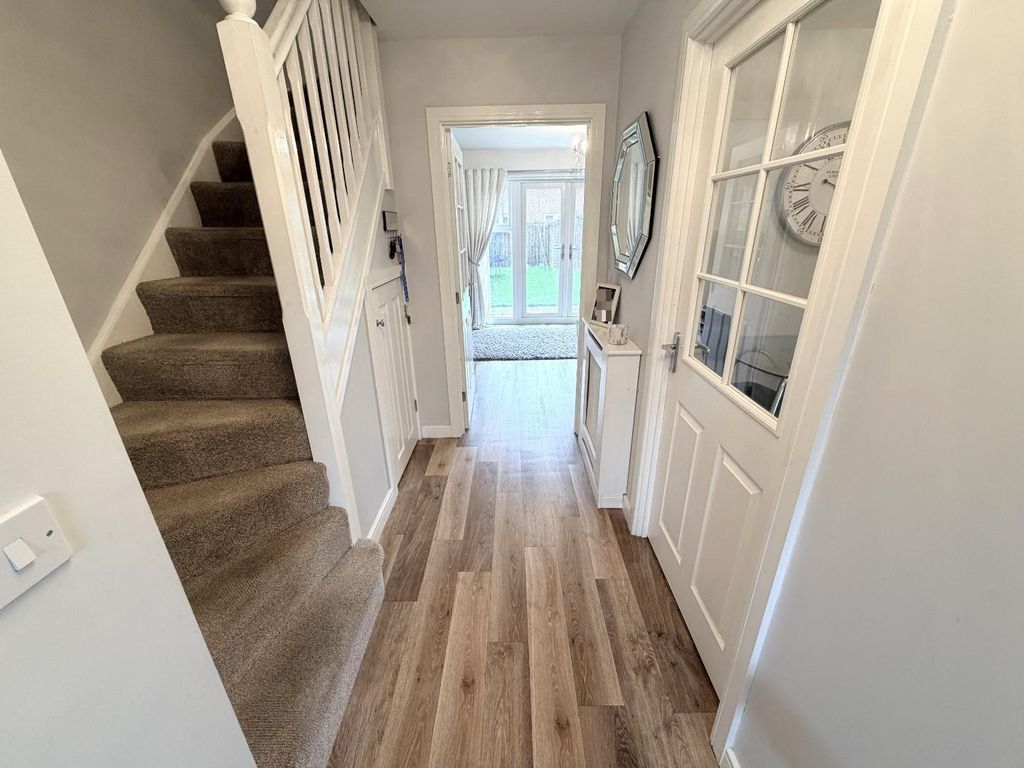 Property photo 2 of 16 Hall