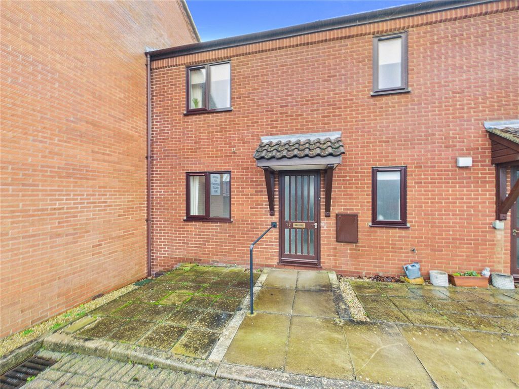 Property photo 1 of 10 Picture No. 12