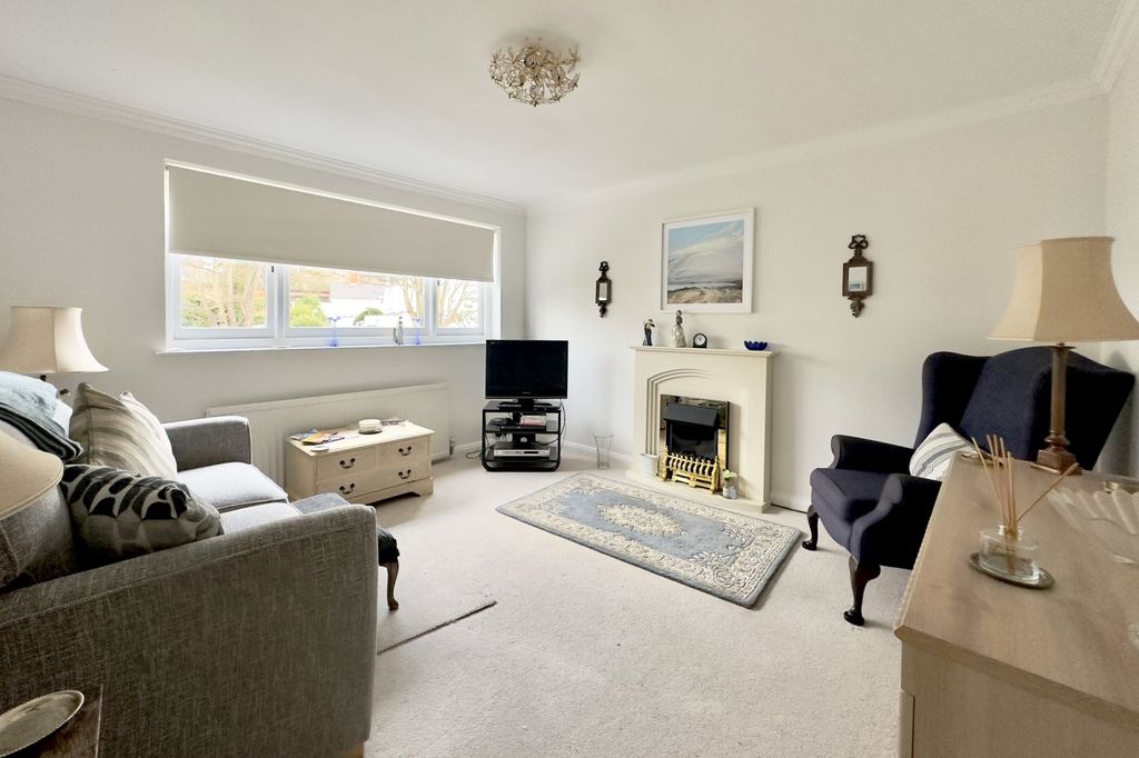 Property photo 2 of 11 Picture No. 09