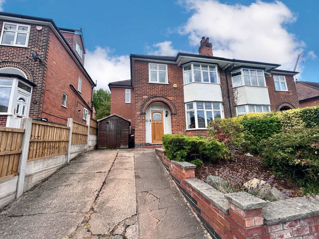 Property photo 1 of 43