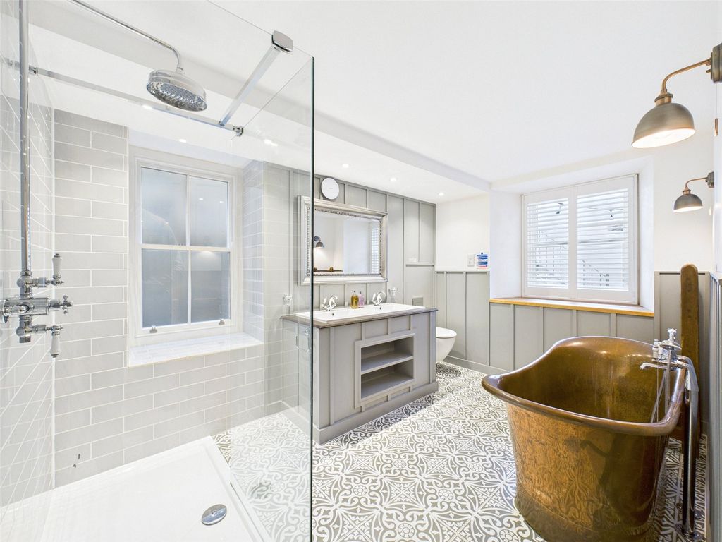 Property photo 3 of 29 Picture No. 07