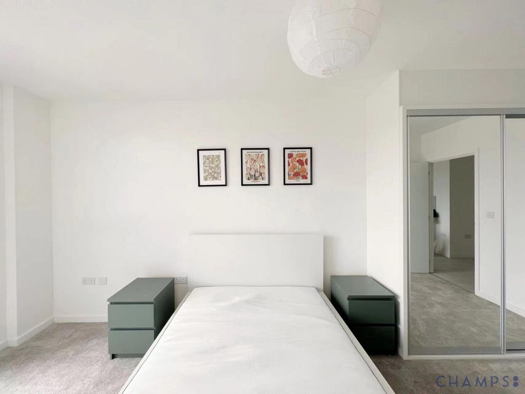 Property photo 2 of 5 Gallery
