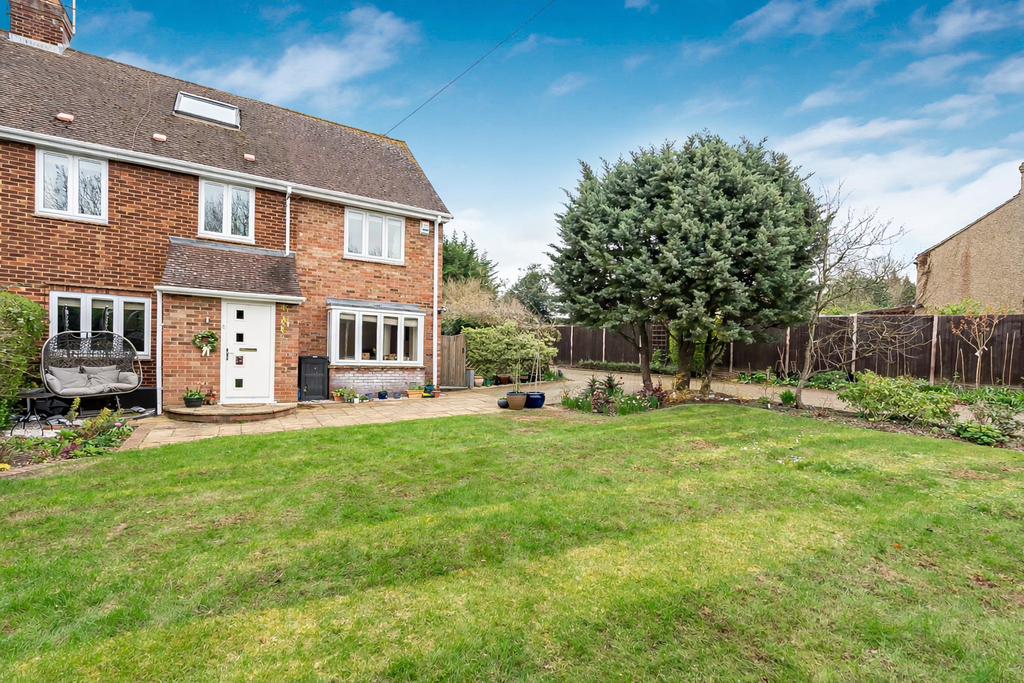 Property photo 2 of 32 Front External