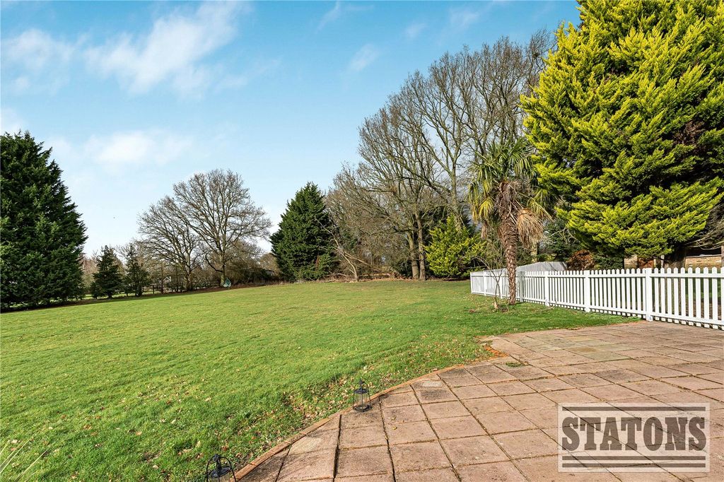 Additional image 40 of 5 bed detached house for saleFoxes Lane, Welham Green, North Mymms, Hatfield AL9