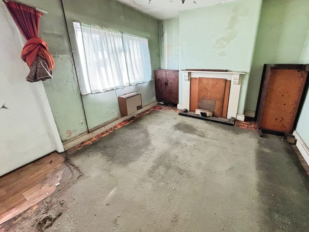 Property photo 2 of 10 Pbox-Img.Jpeg