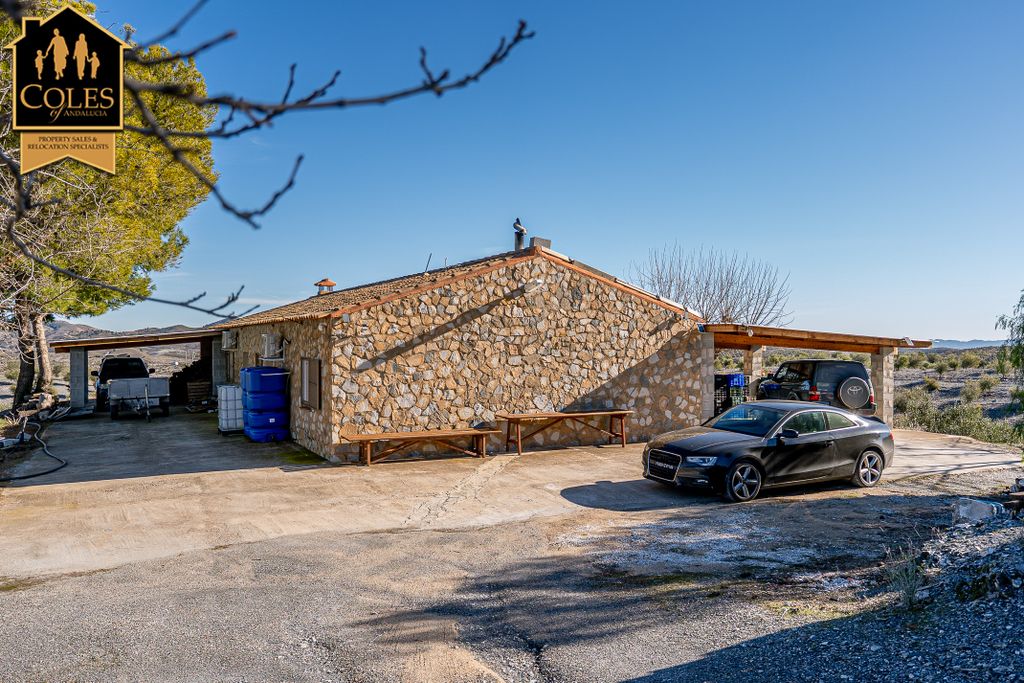 Property photo 3 of 42