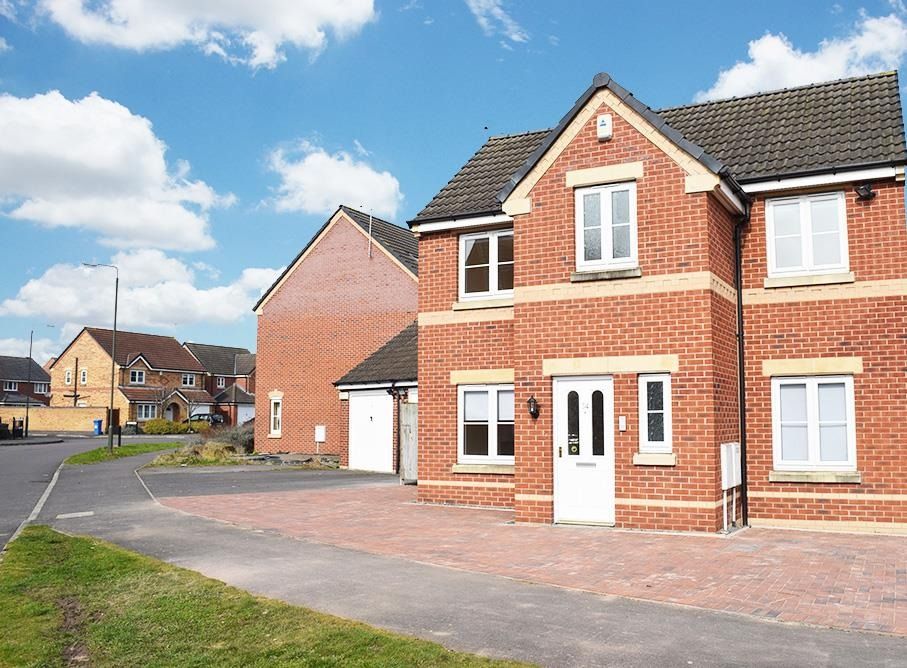 Property photo 1 of 1 4902180