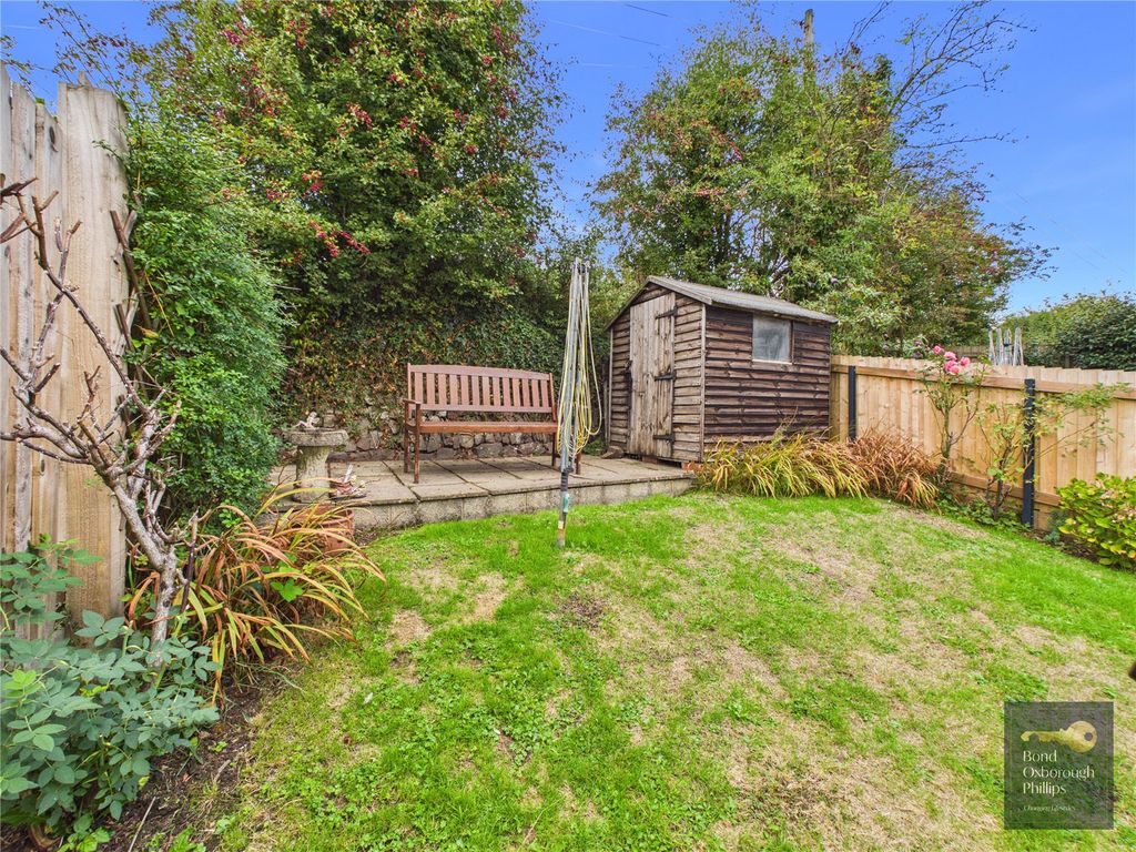 Property photo 2 of 16 Picture No. 27