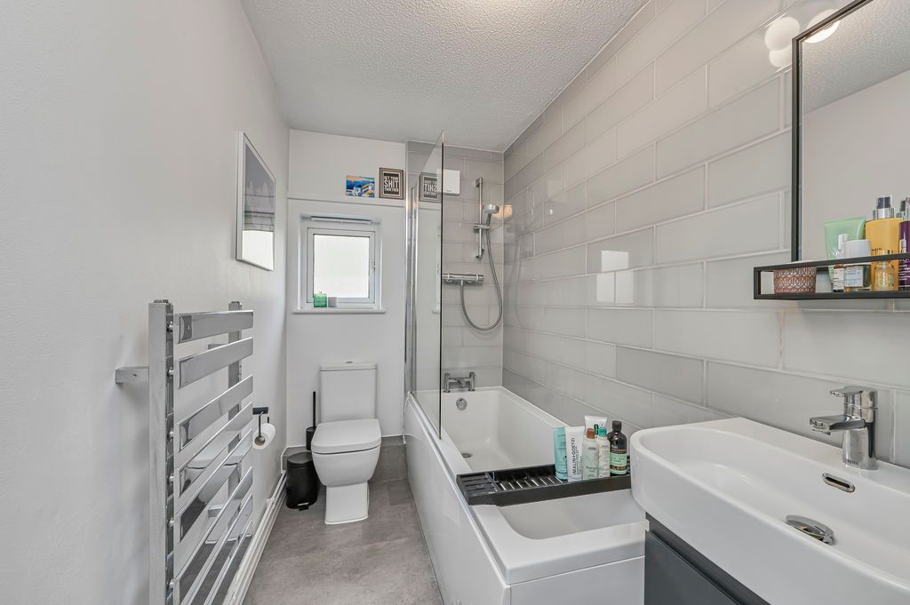 Property photo 3 of 16 Photo 3