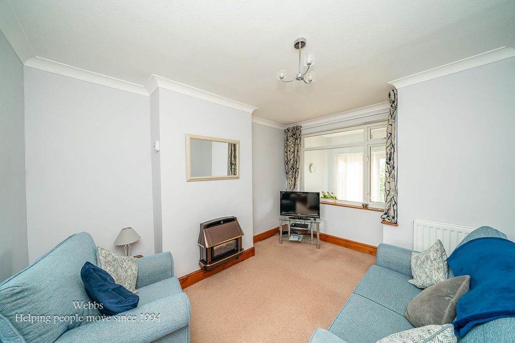 Property photo 2 of 26 Living Area