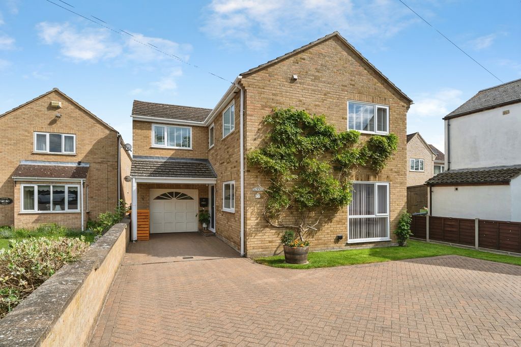 Property photo 1 of 17 Pbox-Img.Jpg