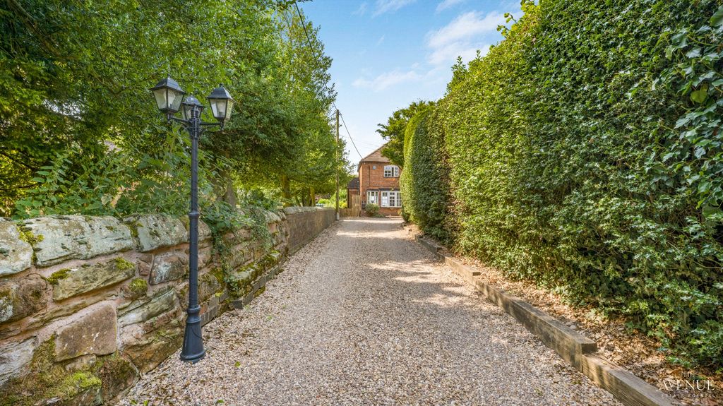 Property photo 2 of 22 3440215