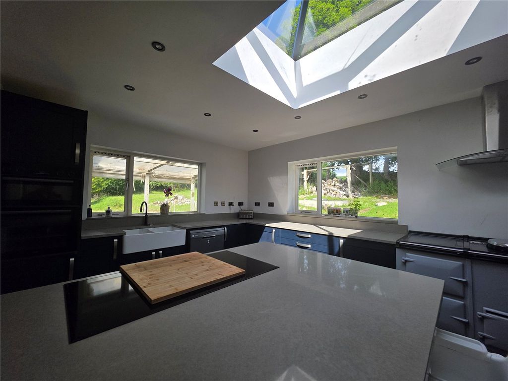 Property photo 3 of 64 Picture No. 50