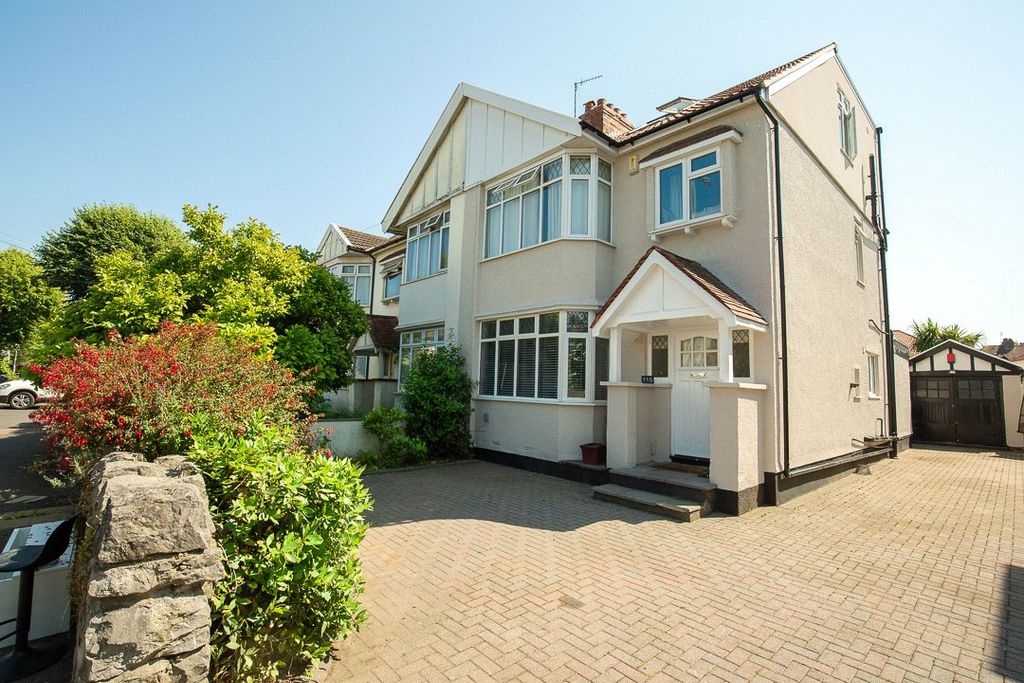 Property photo 2 of 25 Picture No. 53
